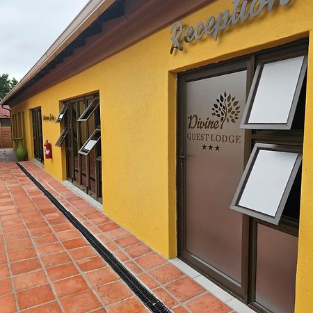 Divine Guest Lodge Rustenburg Exterior foto