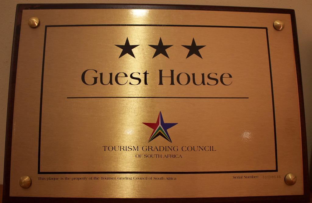 Divine Guest Lodge Rustenburg Exterior foto